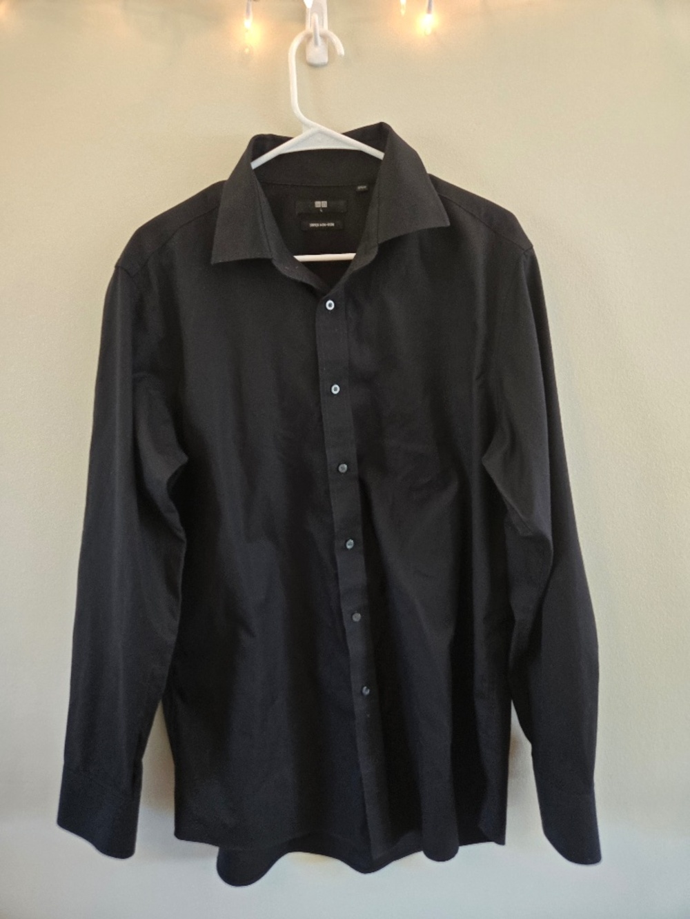 UNIQLO Black Super Non-Iron Long Sleeve Dress Shirt